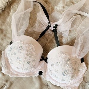 Victoria’s Secret Dream Angels Demi Bra